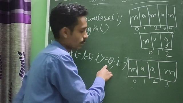 Define a class to accept string convert into lowercase and check whether string is palindrome or no смотреть онлайн