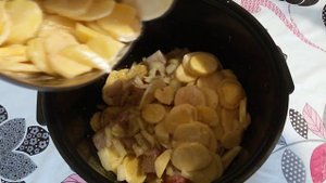 Картошка с рыбой (морской окунь) в мультиварке