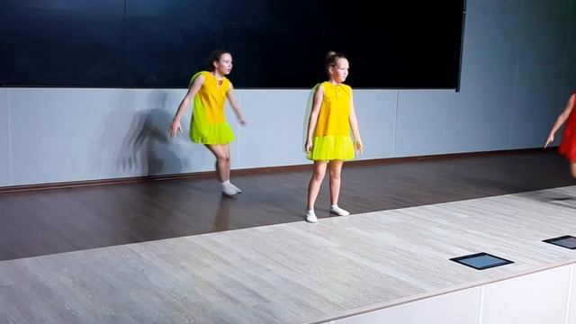 Танец "Мечтатели". Ансамбль современного танца "Муравейник"