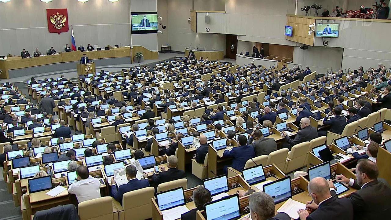 Госдума приняла закон о единовременной выплате пенсионерам пяти тысяч рублей в январе 2017 года