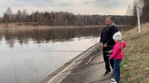 Выезд на природу / Наш уютный "домик на колесах" / Маша рыбачит 20.04.19