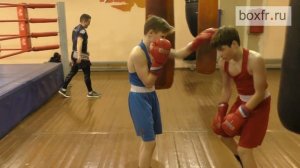 Бокс: работа корпусом в движении и применение в бою