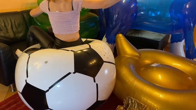 only inflatable animals survive - Trailer by nastila FULL clip available on nastila.net