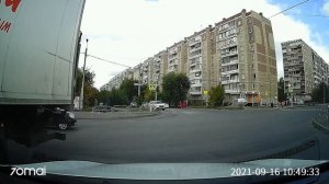 Проезд смещённого перекрёстка Ленинский район Челябинск ГАИ. Автошкола ЮУМК