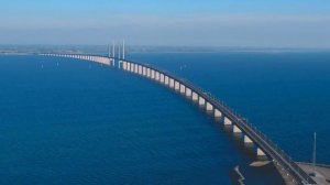 Удивительный мост превращается в тоннель  Дания и Швеция