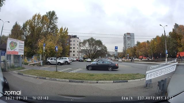 Видеорегистратор 70mai A800S 4K UHD. Парковка смотреть онлайн