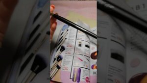 Кисть для нанесения теней