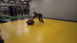 Тренировка BJJ, упражнение Пасу Паро