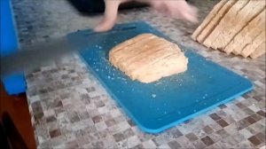 Какой хлеб не крошится