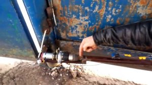 Распашные ворота с автоматикой своими руками из 2 шуруповертов Интерскол 14.4в . Часть 1.