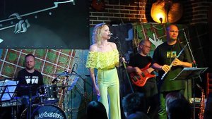 "Расскажите, птицы" - Наталия Быстрова