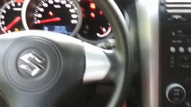 Suzuki Grand Vitara 3х дверка, полноценная раздатка. смотреть онлайн