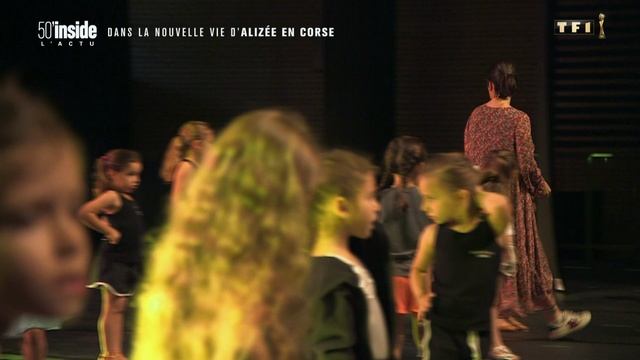 2019.06.29.TF1.50mn.Inside.Dans.la.nouvelle.vie.d.alizee.en.corse смотреть онлайн