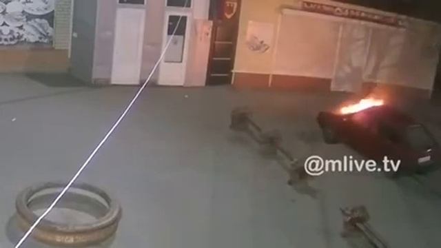 Мелитополь. Пожар авто смотреть онлайн