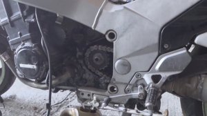 Снятие мотора с мотоцикла Kawasaki ZZR1100