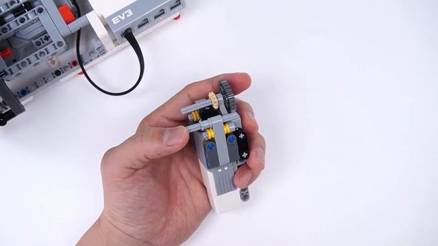 Robot arm - LEGO 45544 MINDSTORMS Education EV3 Core Set смотреть онлайн