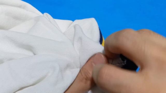 Утилизируйте дырку на одежде удивительным образом / ремонт одежды смотреть онлайн