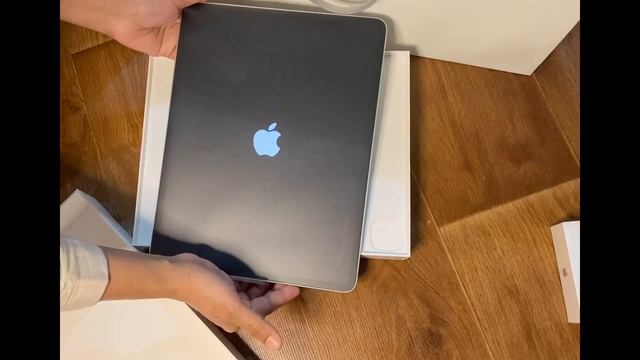 Apple Ipad Pro 2020 review #Apple #Ipad #Pro #2020#unboxing | #UAE #AbuDhabi #YasMall #HBCL