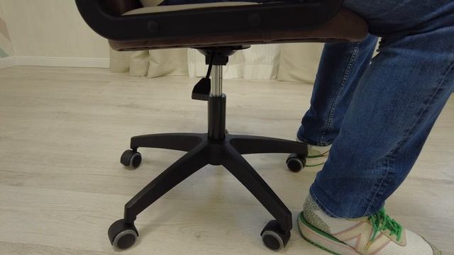 Кресло компьютерное TetChair Baggi смотреть онлайн