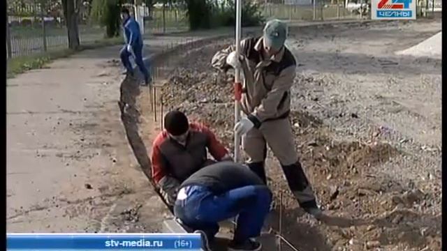 Летом футбольное поле, зимой – открытый каток