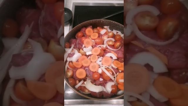 ОЛЕНИНА тушёная в томатах???#дичь #охота #республикакоми смотреть онлайн