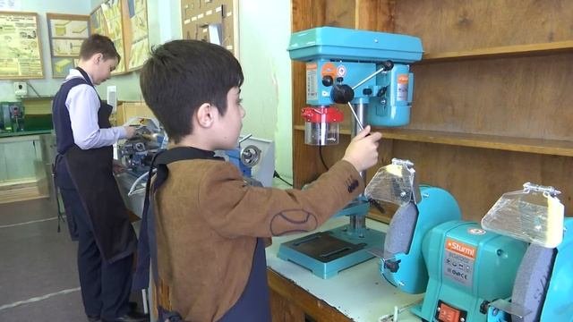 #ТОПШкола  средняя школа Земля родная Новый Уренгой