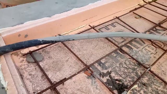 Как я заливаю бетонную плиту пола смотреть онлайн