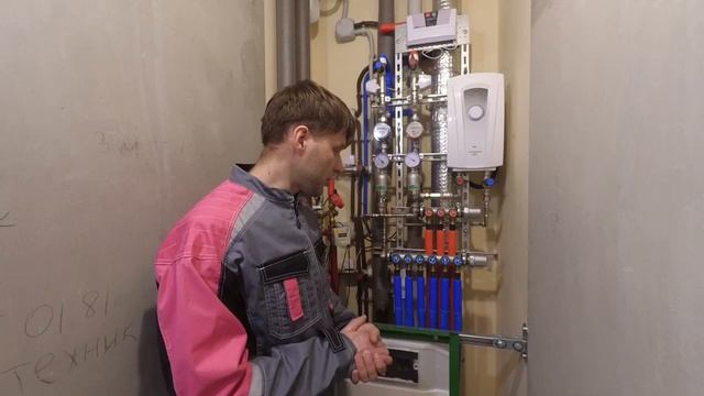 Обзор сантехнического узла с коллекторной разводкой