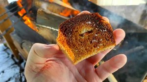 Вкус детства. Как правильно пожарить ХЛЕБ на костре