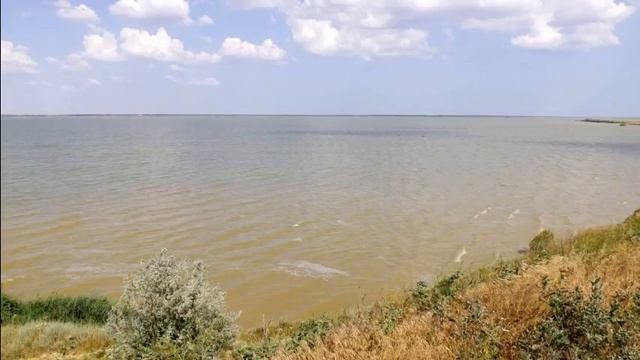 Шикарный участок на берегу озера в Евпатории