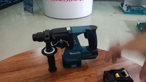 Makita DHR242Z 18V LXT Brushless 24mm Rotary Hammer SDS-Plus (Body only) ម៉ូទ័រស្វានបុក៣តង់ #makita