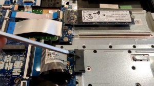 Позор современного ноутбукостроения на примере HP TPN-C129