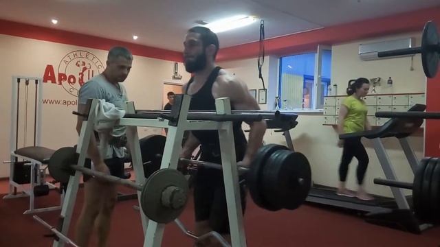 Подъем штанги на бицепс 87 кг с читингом смотреть онлайн