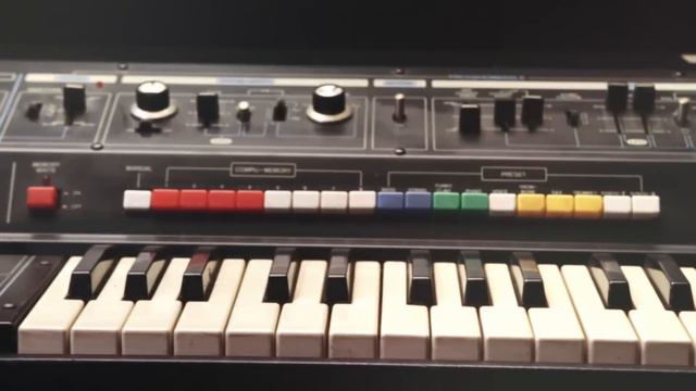 “Roland” PROMARS Software Synthesizer plugin смотреть онлайн