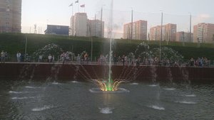 Нам поставили фонтан.