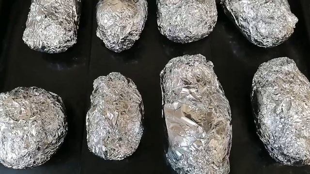 Это САМЫЙ вкусный запечённый  КАРТОФЕЛЬ, фаршированный грибами в духовке. Попробуйте обязательно!