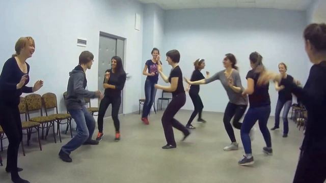 Разминка (дотронься до спины, а свою не подставляй). Актерское мастерство. Студия Лиссэ. смотреть онлайн