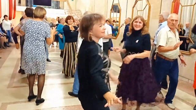 Белгород. ????Танцы. смотреть онлайн