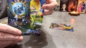 ✅ Что происходит в его жизни прямо сейчас? Таро онлайн