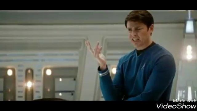 Леонард МакКой. ( альтернативная версия) смотреть онлайн