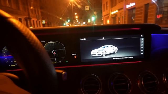 СПЛЮ ОДИН НОЧЬЮ В МАШИНЕ В ПИТЕРЕ! смотреть онлайн