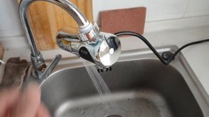 Купил в китайскую кухню недорогой проточный нагреватель на холодную воду для мойки. УЖЕ НЕ РАБОТАЕТ
