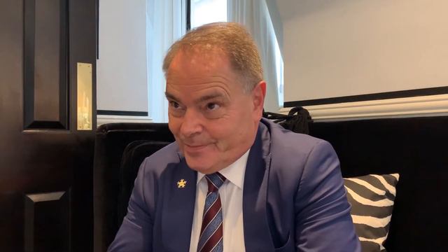 Filip Boyen of Forbes Travel Guide on adapting the accreditation system смотреть онлайн