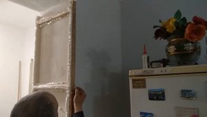 Установка доборов и капителей  Installation of capitals, cornices