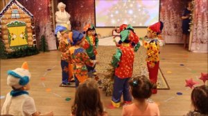 Танец Петрушек авт Т. Бокач / Средняя группа