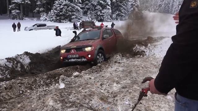 VW AMAROK Vs MITSUBISHI L200 Vs NISSAN NAVARA | KÜMBET YAYLASI