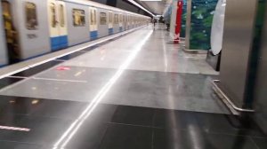 Станция метро Озерная