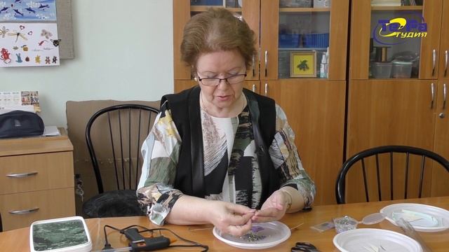 Цикл передач «Сосновоборские почемучки». Изготовление украшений смотреть онлайн