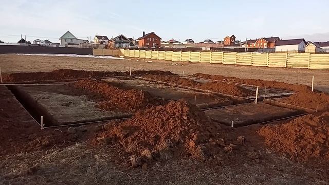 Траншея под мелкозаглубленный ленточный фундамент смотреть онлайн