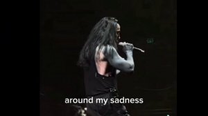 Cute Ronnie Radke video @FallingInReverse